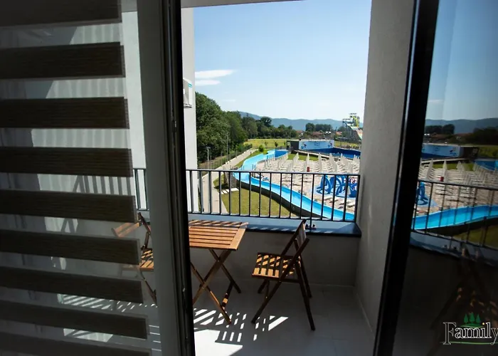 Family 3 아파트 Vrnjačka Banja